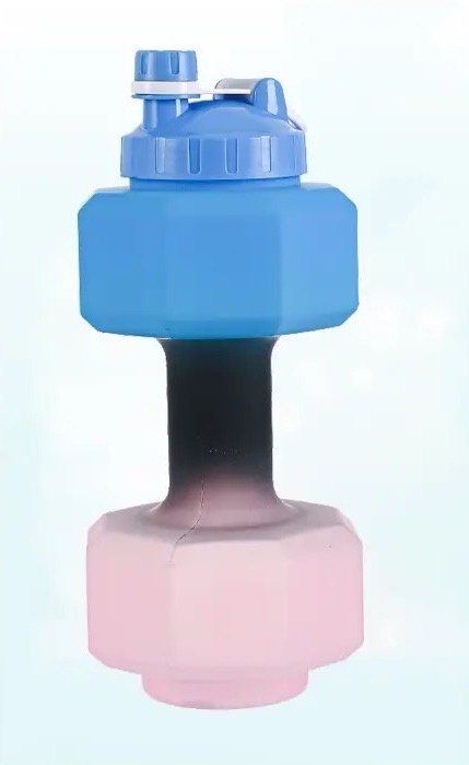 Dumbbell water bottle detail